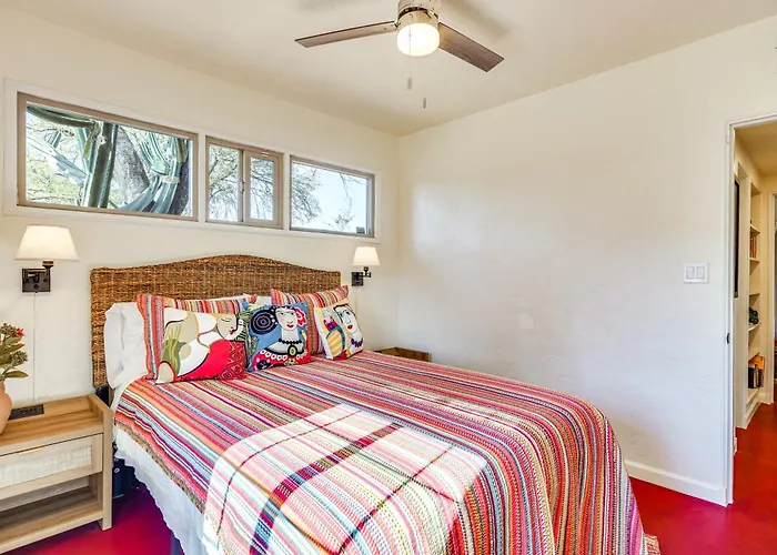 Cool W/ A/c & Monsoon Views! *